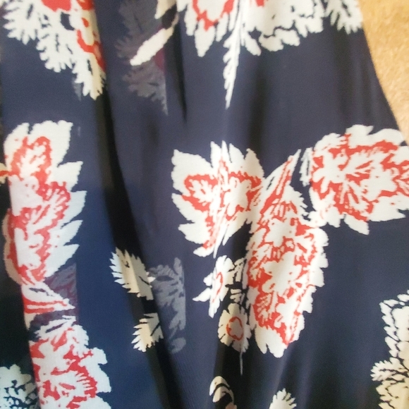 LANE BRYANTSZ 18. PAISLEY PLEATED CHIFON SLEEVELESS HALTER NECK. Maxi - Picture 4 of 9